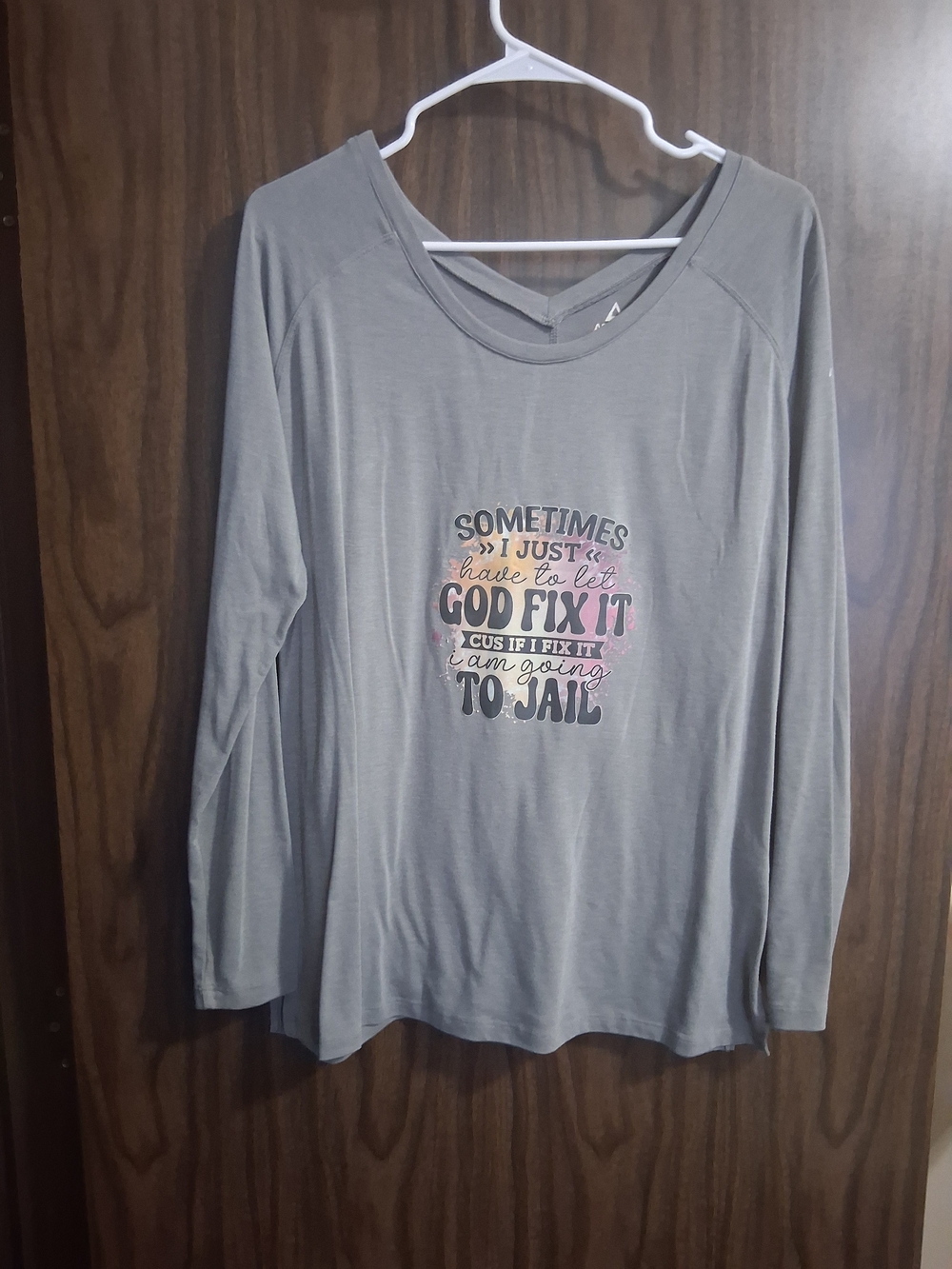 Ascend Light Gray Long-Sleeve Graphic Tee